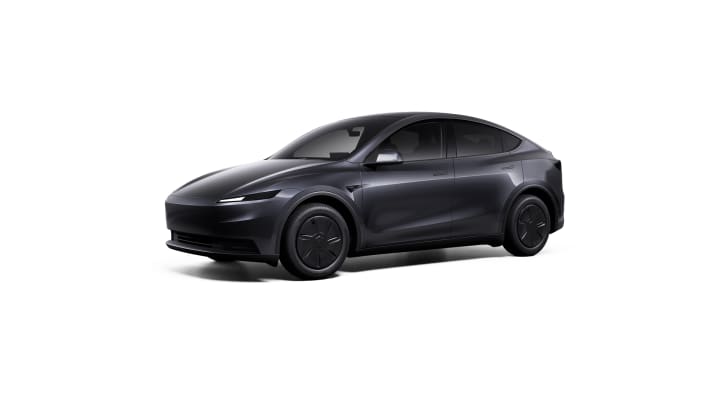 Tesla 2026 MY Standard RWD with Vin XP7Y216_c8c6004ea9a26e48fc33d16f98b38c72